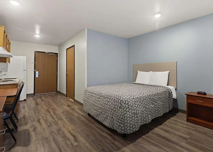 WoodSpring Suites Augusta Riverwatch